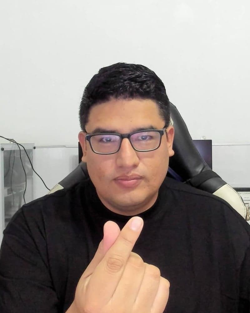 Bruno Ramirez Meza, profesor de Project Now Academia